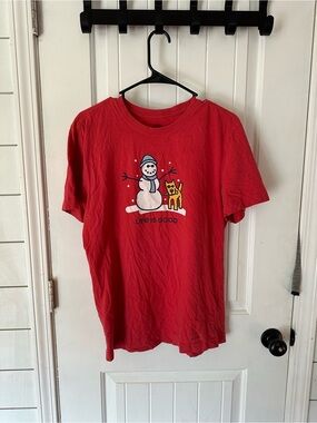 Life Is Good Red Snowman & Cat Holiday Tee